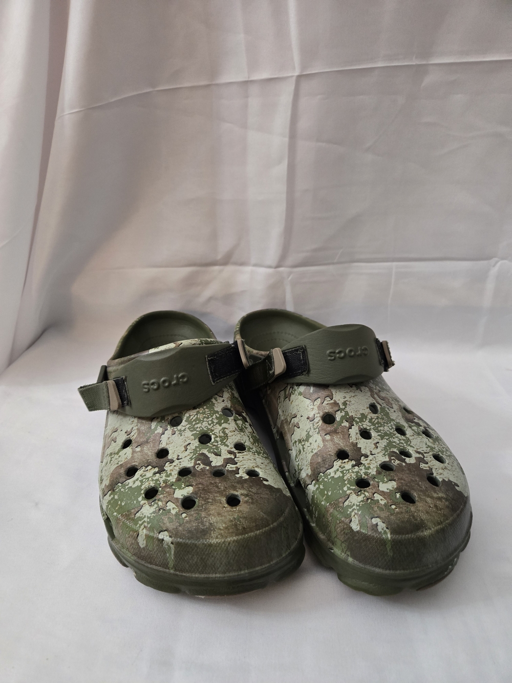 Crocs Classic All-Terrain Realtree Camo Clogs Men’s 10 Women’s 12 Adjustable